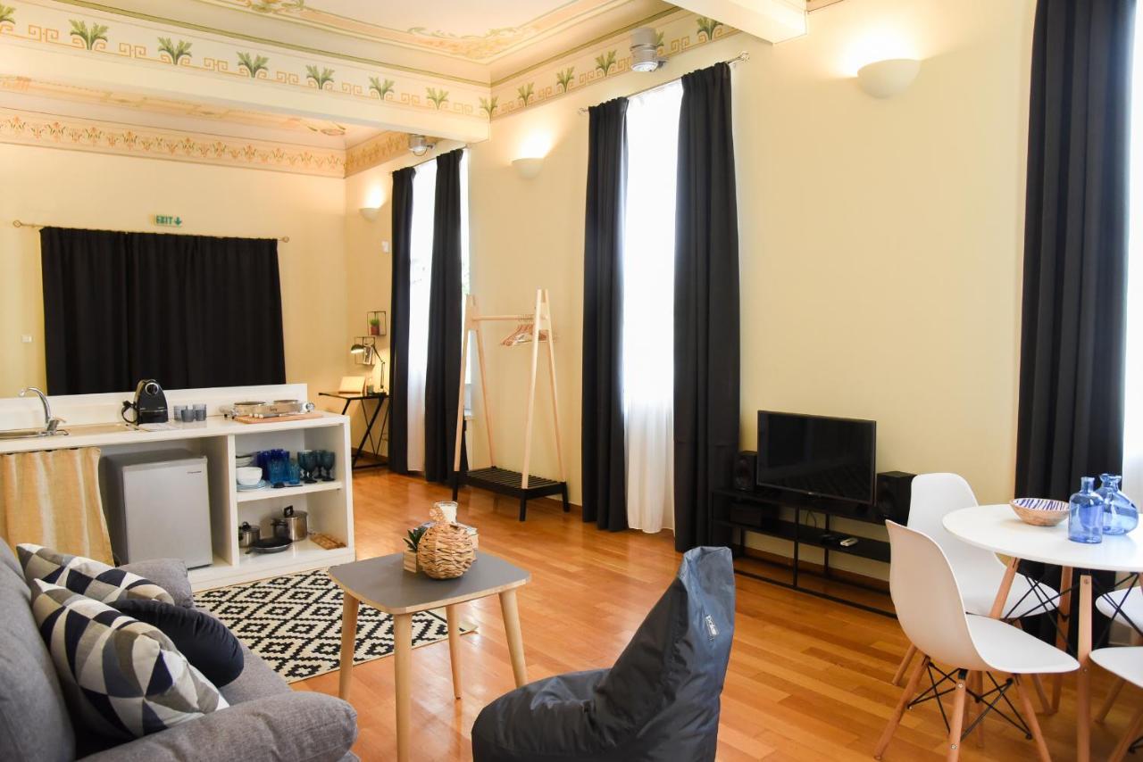 Neoclassical Athens Residence מראה חיצוני תמונה